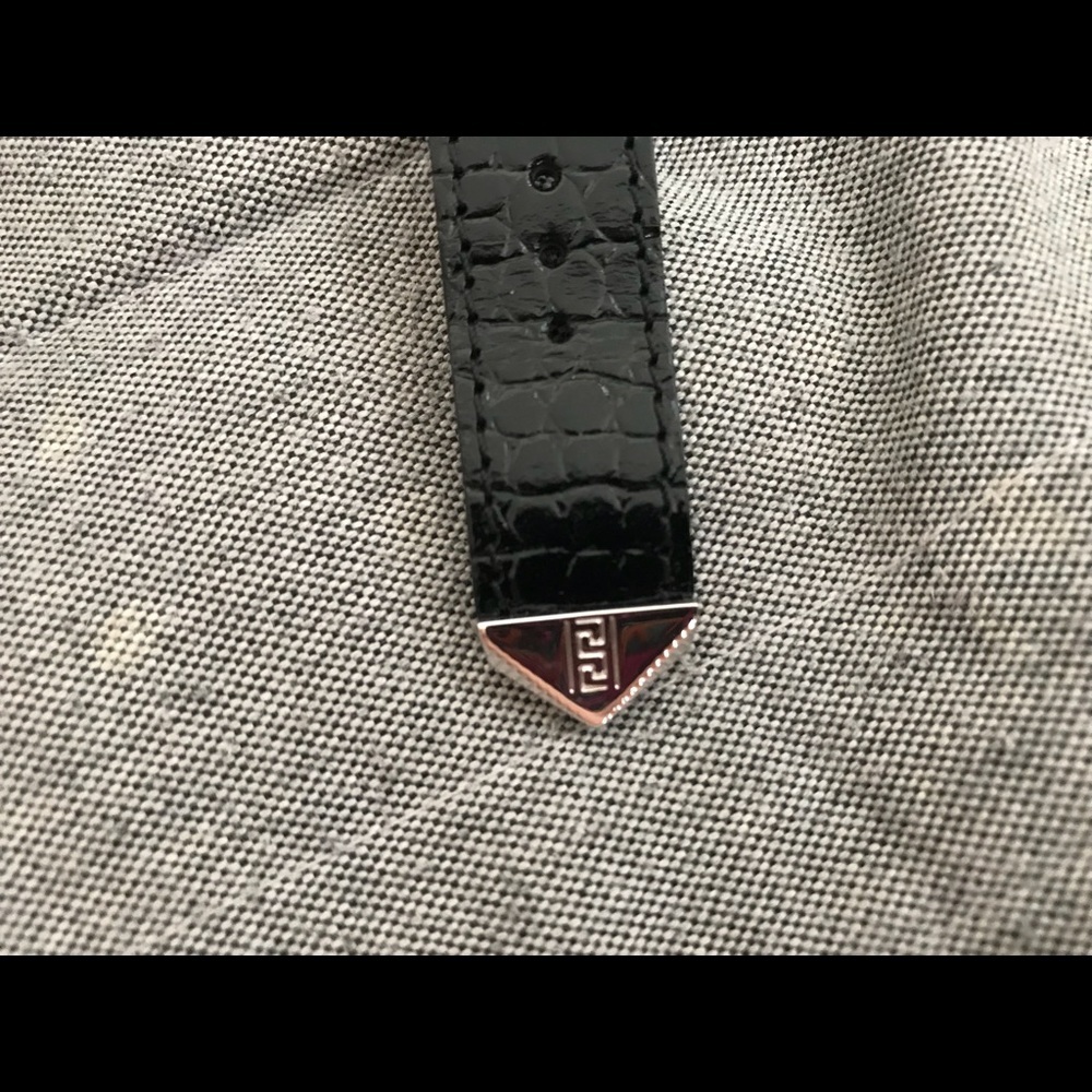 Versace - Picture 6 of 8